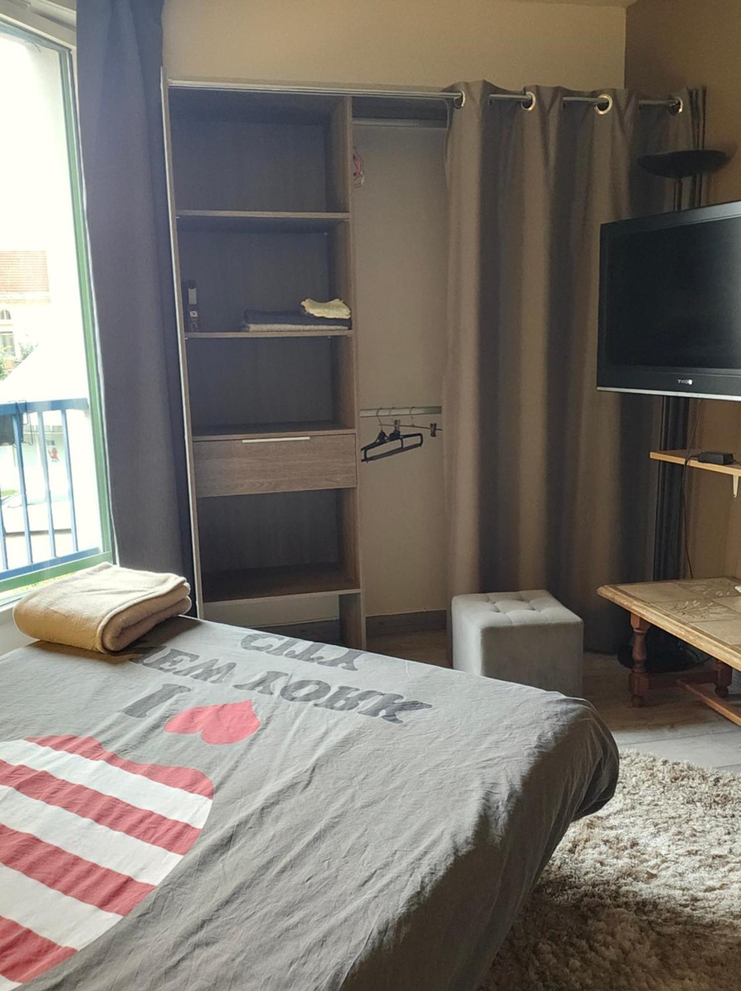 Nuits Dijon Chambre ภายนอก รูปภาพ